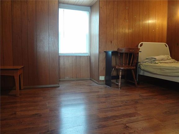 5th image of 4774 Cypress St