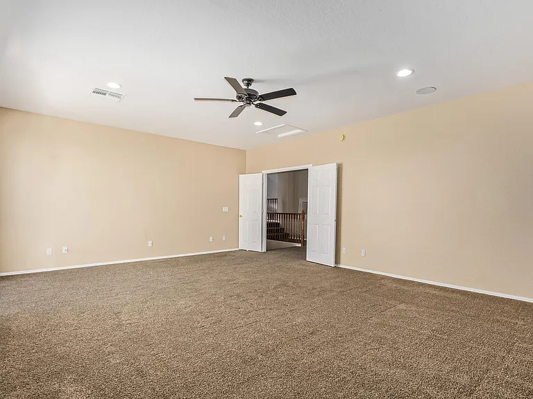 504 N Swallow Ln — Photo 46