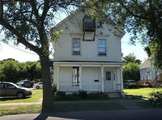 28 Fern St, Bangor, ME 04401