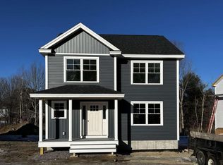 18 Shepherd Ln, Windham, ME 04062