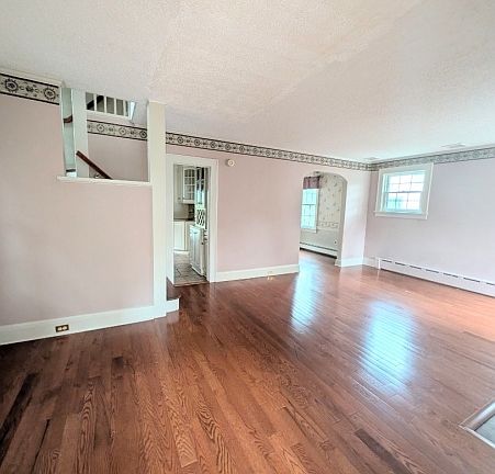 2nd image of 109 Madison Ave