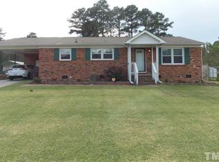563 Wayview Rd, Henderson, NC 27537