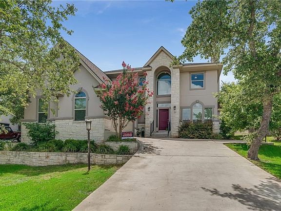 2nd image of 211 Golf Crest Ln