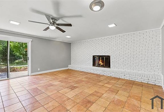 2nd image of 3201 Beech Dr #1