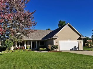10087 Aberdeen Dr, Grand Blanc, MI 48439