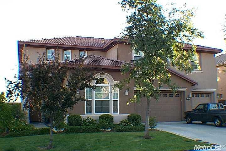 1st image of 930 Apero Way