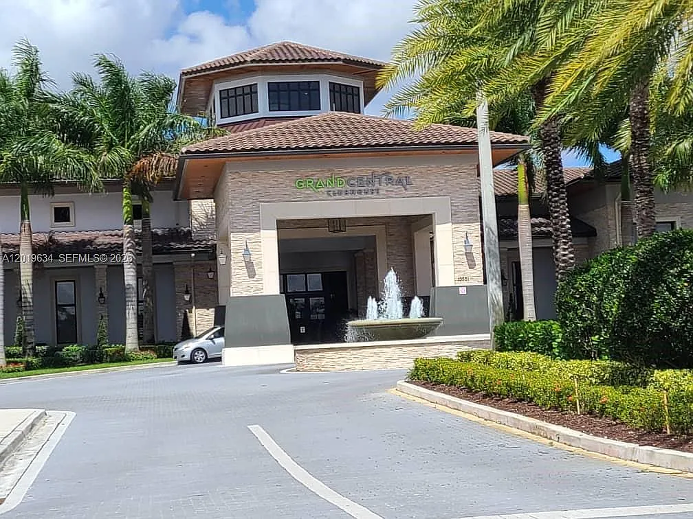 Building Photo - 8930 NW 97th Ave #209