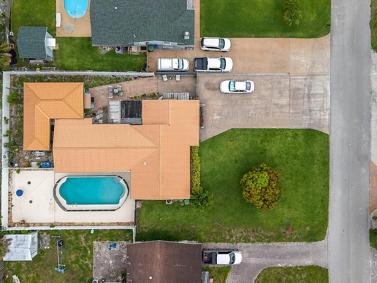3201 Alice Dr — Photo 1