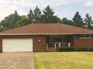 463 Candy Ln, Amherst, OH 44001