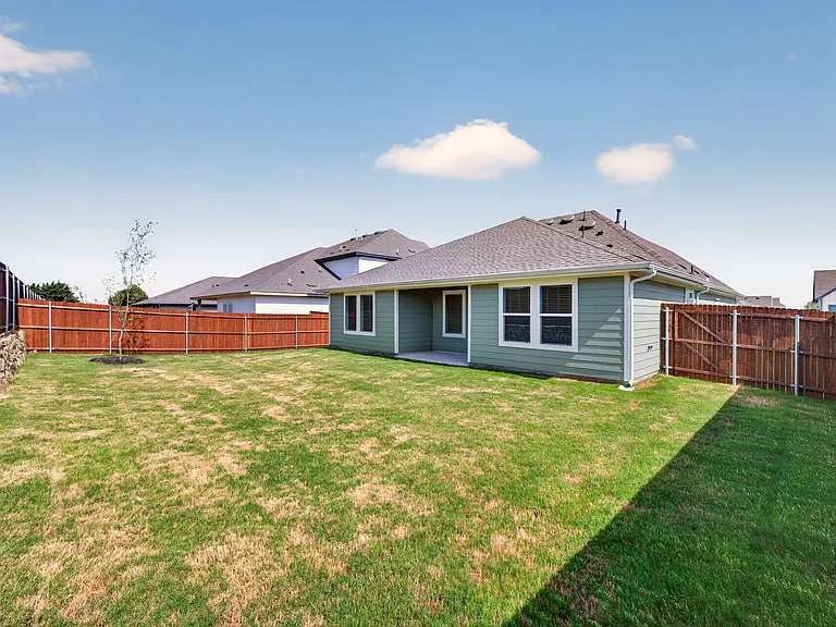 717 Sweet Pea Dr — Photo 34