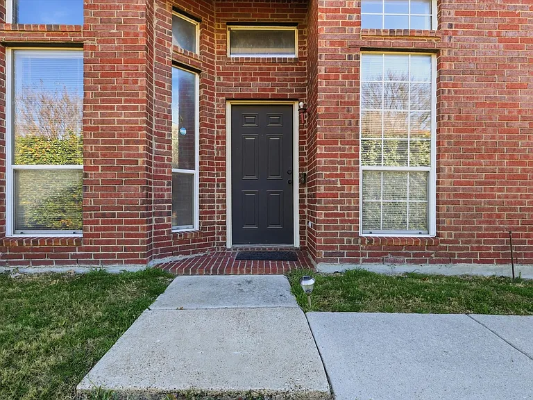 11186 Still Hollow Dr — Photo 5