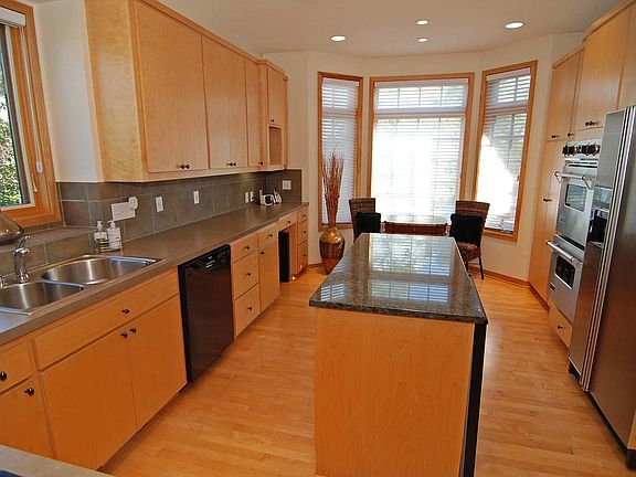 Gourmet Kitchen