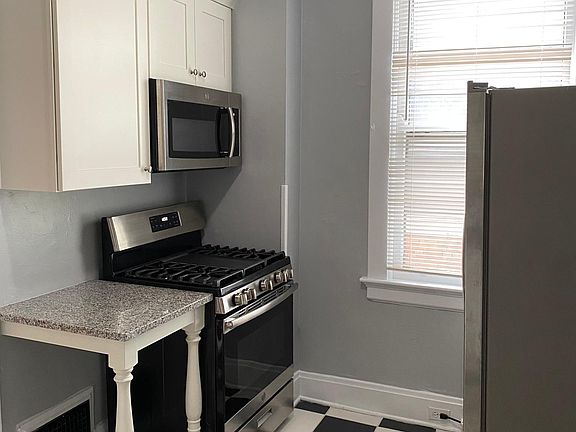 updated kitchen with gas stove