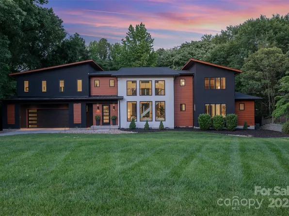 5925 Creola Rd, Charlotte, NC 28270
