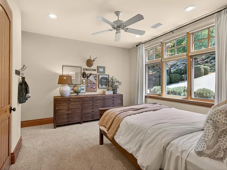 2375 Clubhouse Dr — Photo 59