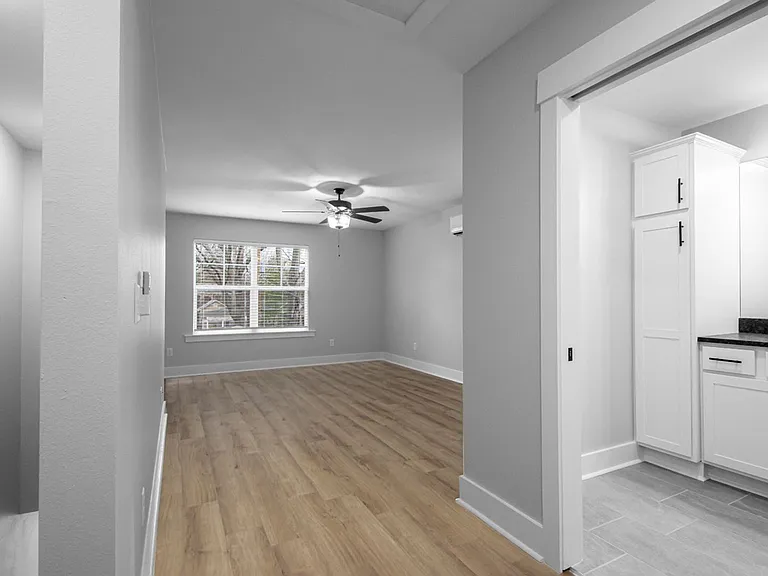 809 Maple St #D — Photo 18