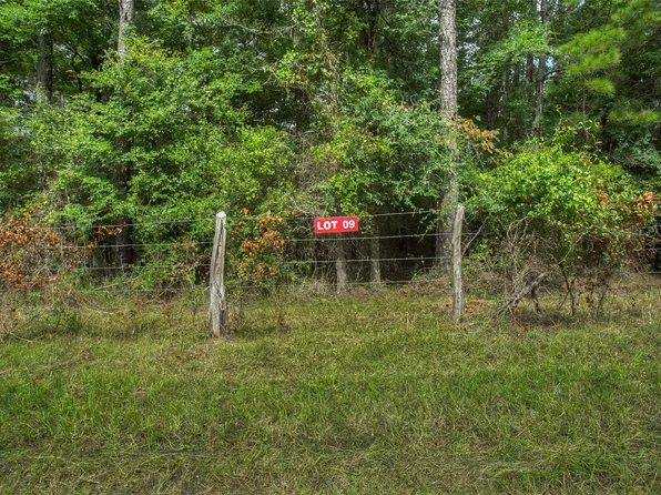 9 Utley Rd, Huntsville, TX 77320