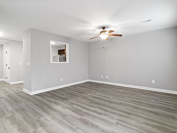 5th image of 1729 Manning Dr Unit 4