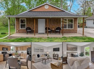 407 Troy Rd, Warrenton, MO 63383