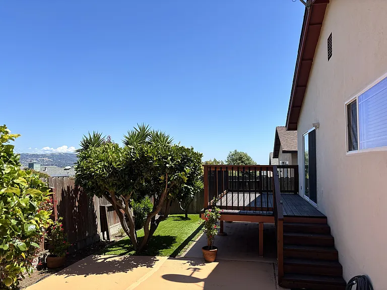 16708 Cowell St — Photo 14