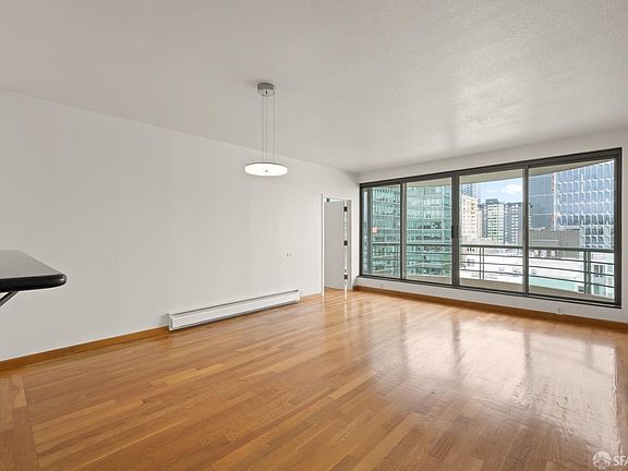 5th image of 300 3rd St APT 1202