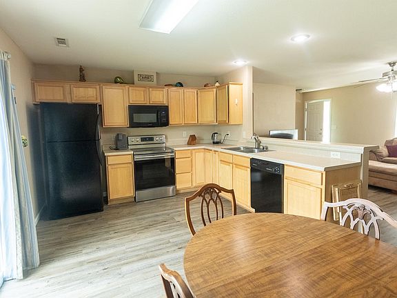 4th image of 508 Cora Dr
