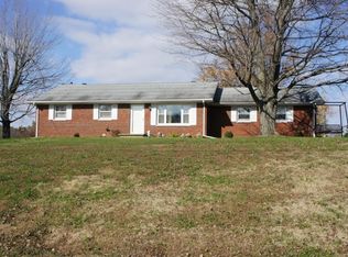 939 Country Club Rd, Metropolis, IL 62960