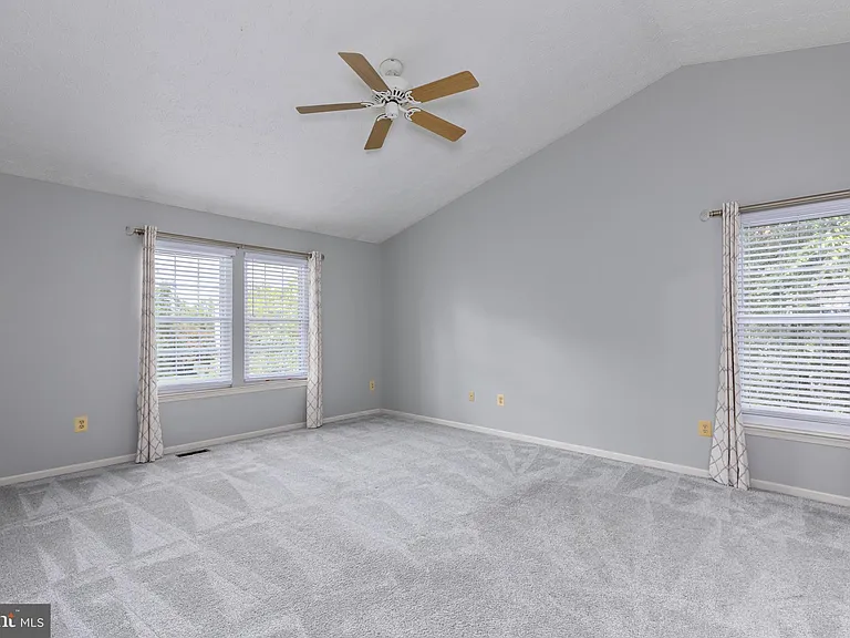 2807 Chapman Ct — Photo 16