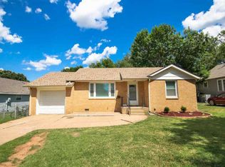 1324 N State St, Augusta, KS 67010