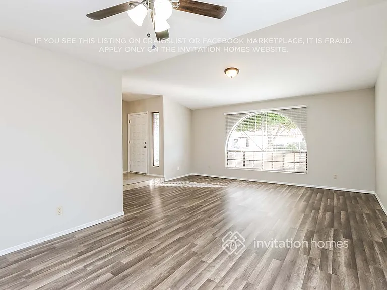 3338 E Grove Ave — Photo 2