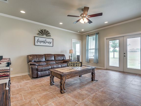5th image of 116 Colette Ln