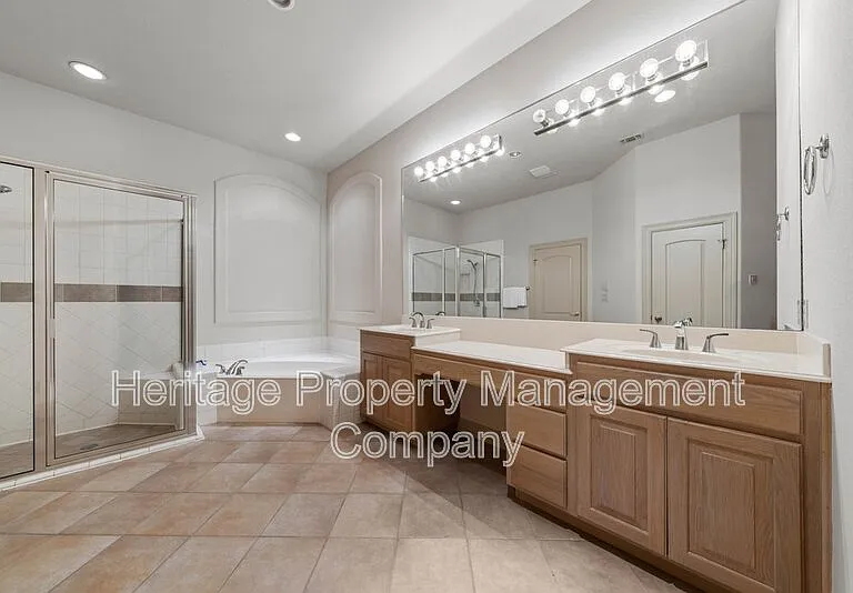131 Westcourt Ln — Photo 25