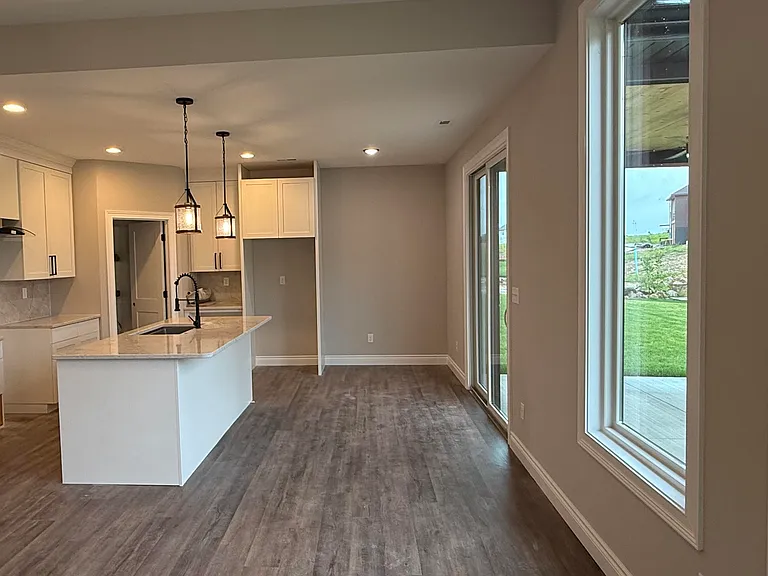 5205 Whisper Dr — Photo 6