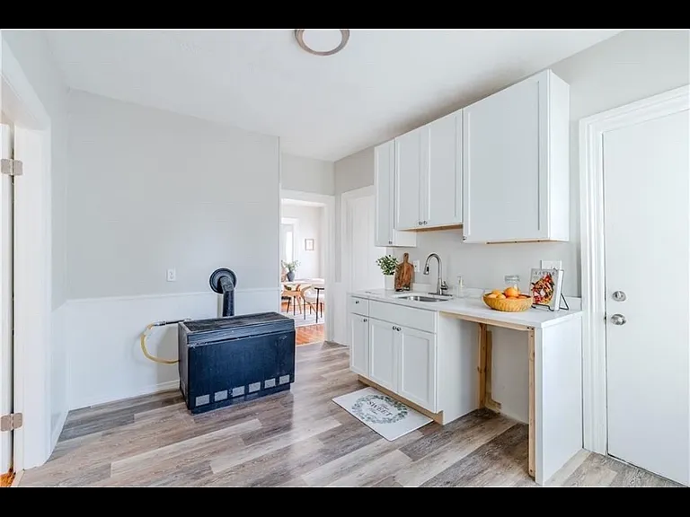 71 Lyon St #2 — Photo 4