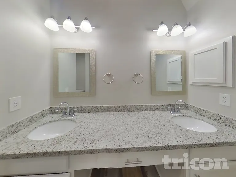 7114 River Garden Dr — Photo 11