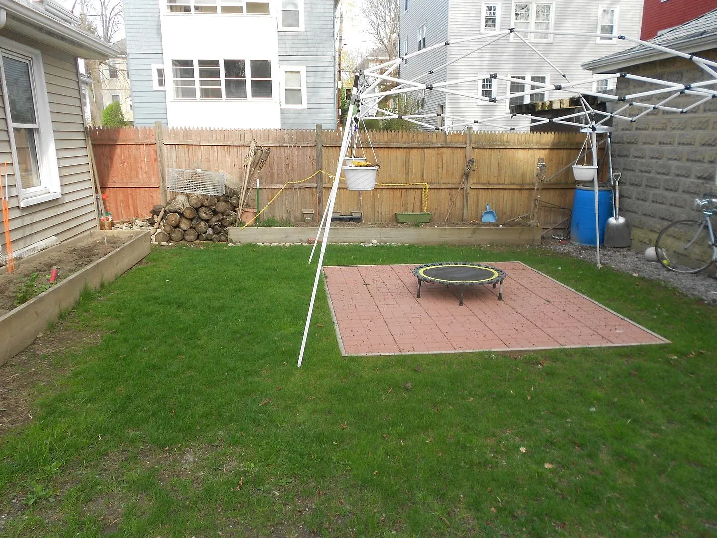 No Brokers Fee, In-Unit Washer and Dryer, Eat-in Kitchen, Parking for Rent — Photo 1