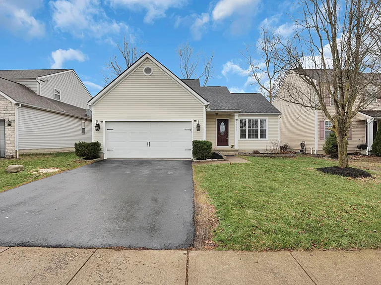 7859 Chapel Stone Rd — Photo 2