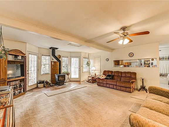 4th image of 6016 Dorsey Dr