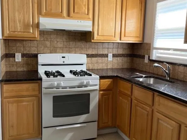 62 Devon St, North Arlington, NJ 07031