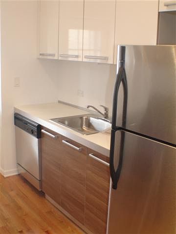 2nd image of 1210 W Foster Ave #1210S2D
