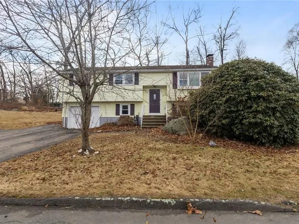 27 Mark Ter, Randolph, MA 02368