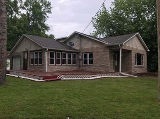 117 E Cedar Ln, Gillett, WI 54124