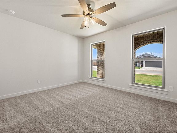 4th image of 2605 Hall Ave