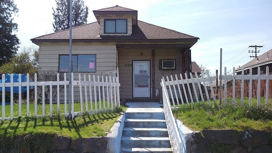 1st image of 2108 E Empire Ave