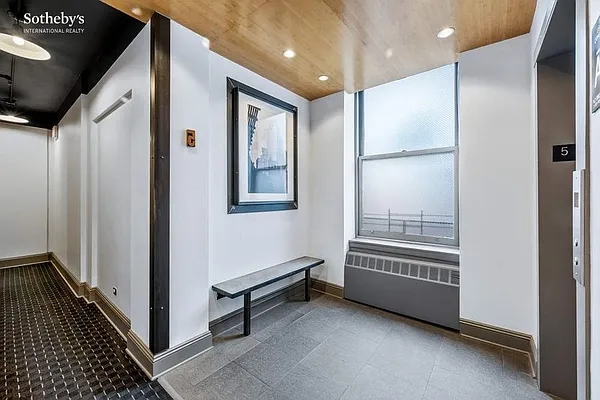 Rented by Sotheby's International Realty | media 18