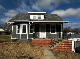 215 E Cherry St, Saint Joseph, MO 64505