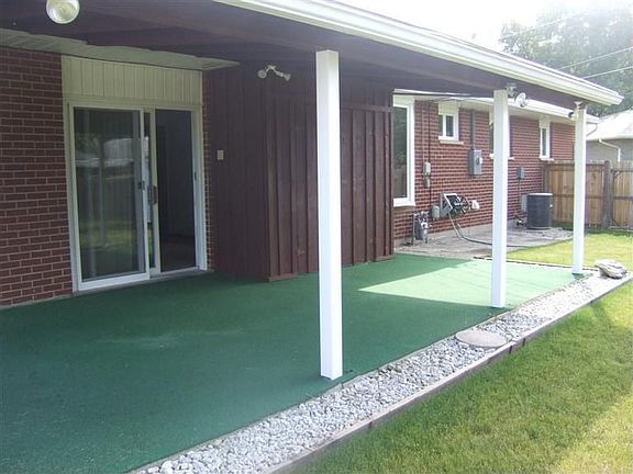 4th image of 103 Bruce Dr