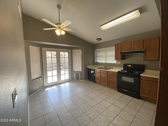 4th image of 7407 W Paradise Dr