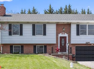 8220 Lookout Ln, Frederick, MD 21702