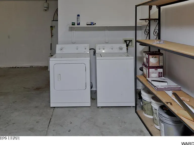 1100 McCulloch Blvd S — Photo 12